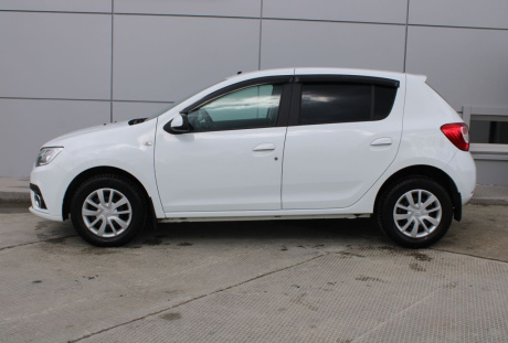 Renault Sandero 2020 года с пробегом 49 114 км, фото 11