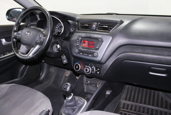 Kia Rio 2014 года с пробегом 132 575 км, фото 14